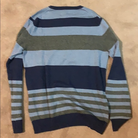 Levis men Striped Sweater-Medium - Picture 3 of 3